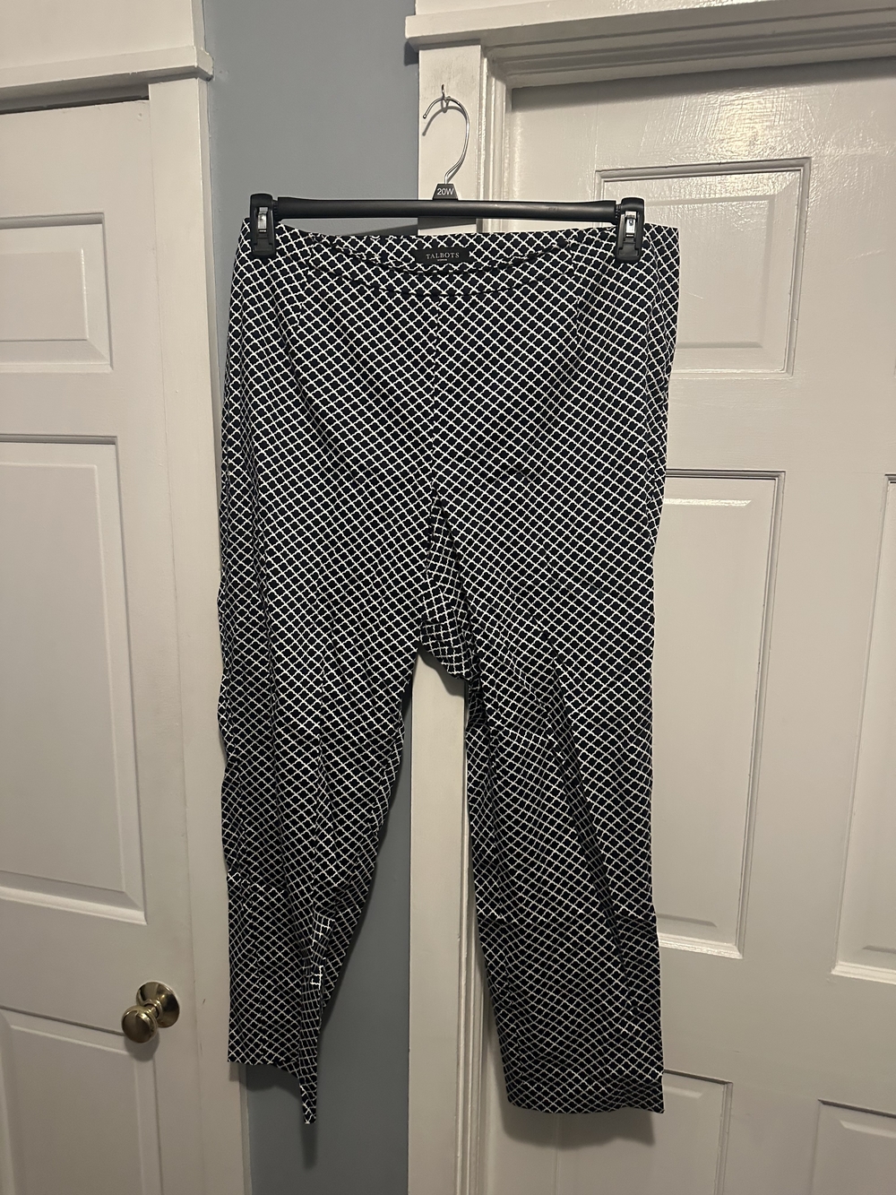 Talbots Navy and White Trellis-Print Ankle Pants
